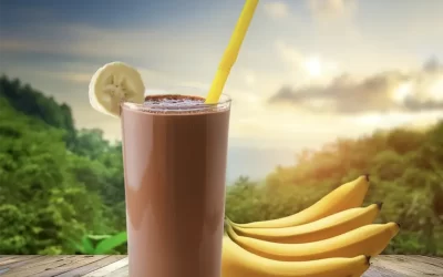 The Smoothie Everyone is Raving About: Cacao Banana Delight